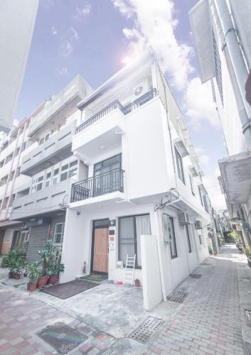 Tainan City Centre House | 聽故事台南民宿 有貓的民宿