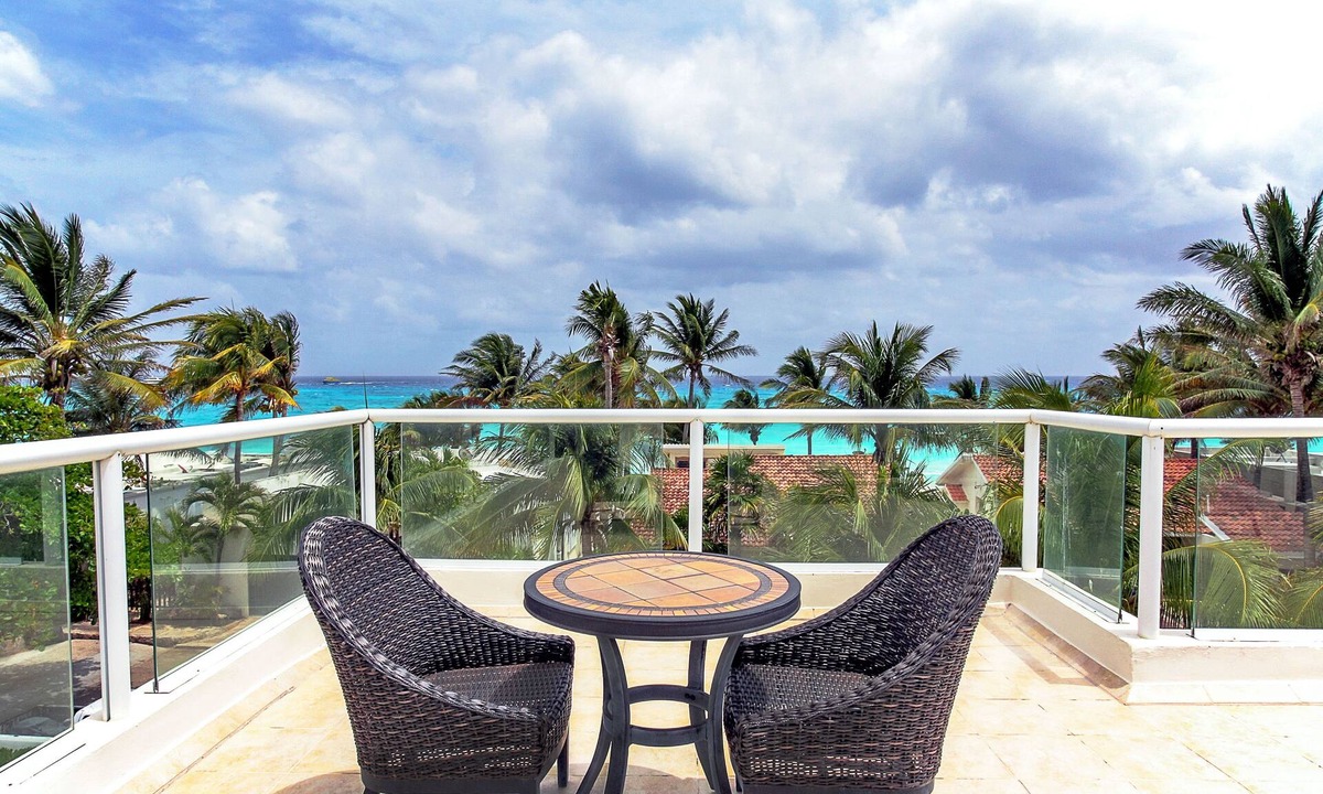 Playacar Fase I House | 100 Steps To The Beach - Villa Vista del Mar