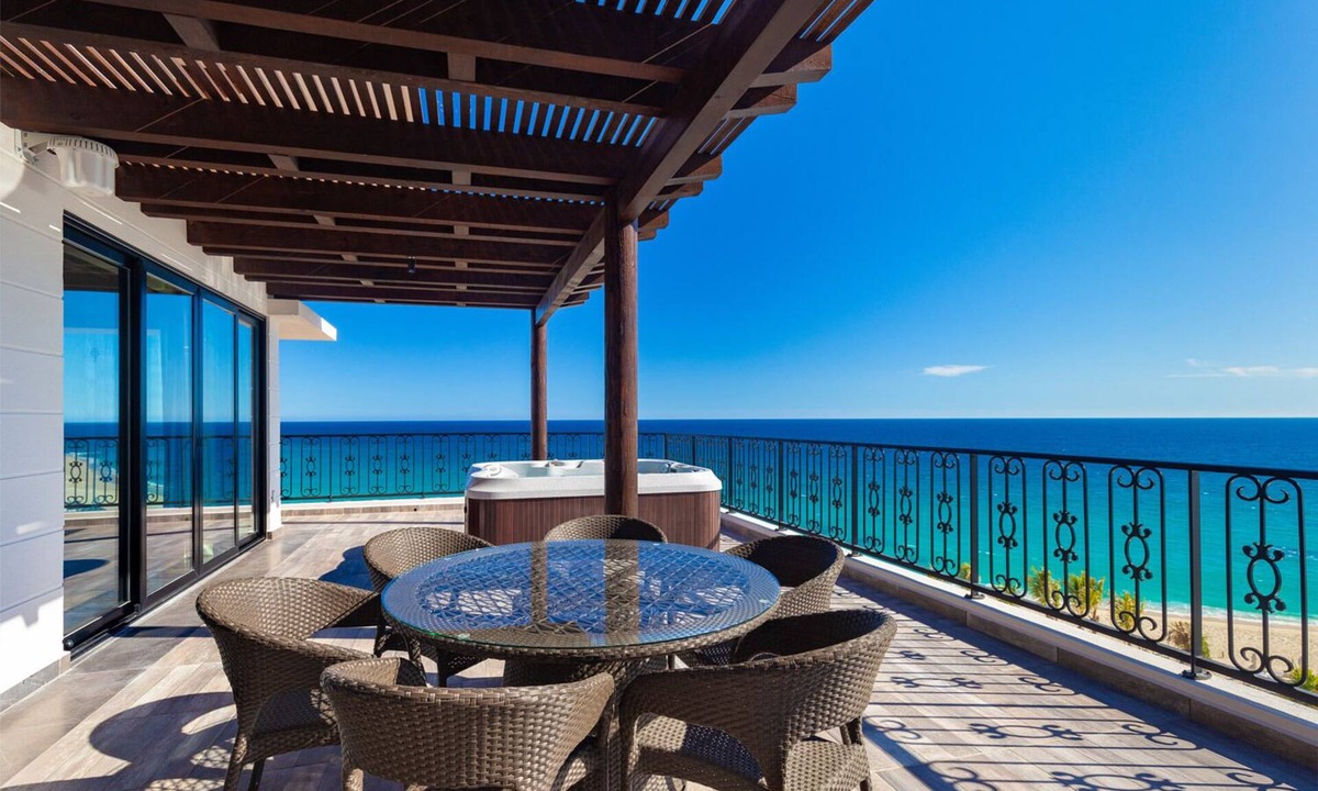 Santa Rosa Condo | 2-bedroom Oceanfront condo in charming San José del Cabo, in Chileno Bay
