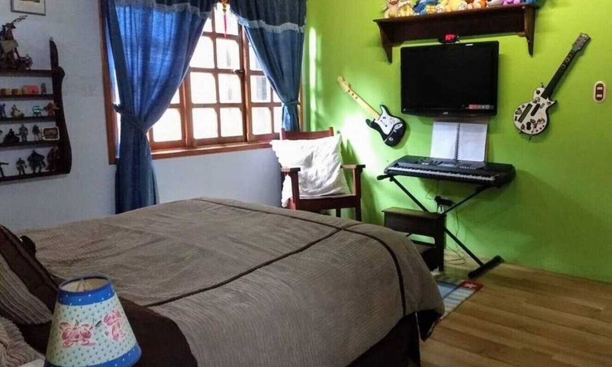Guatemala City House | 2 Double Rooms Muxbal Cabin