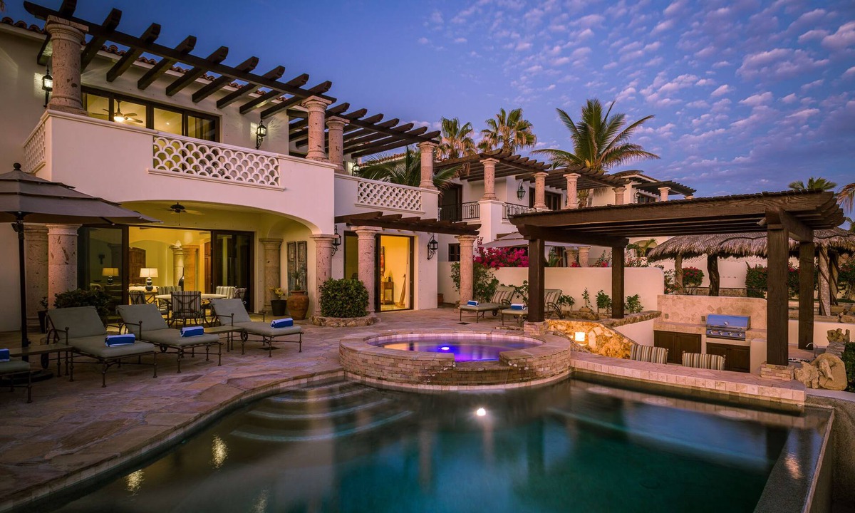Buzzards Villa | 2 FREE NIGHTS IN CABO at Casa Cielo!