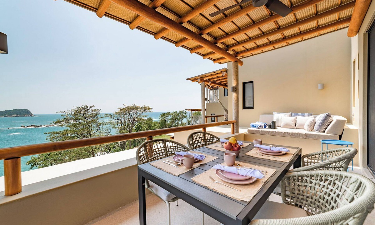 Santa Maria Huatulco Condo | 2 King Bed Suites, Ocean Views & Beach Access