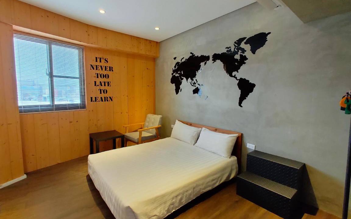 West Central District Hotel | 20 m² Motel ∙ 2 guests