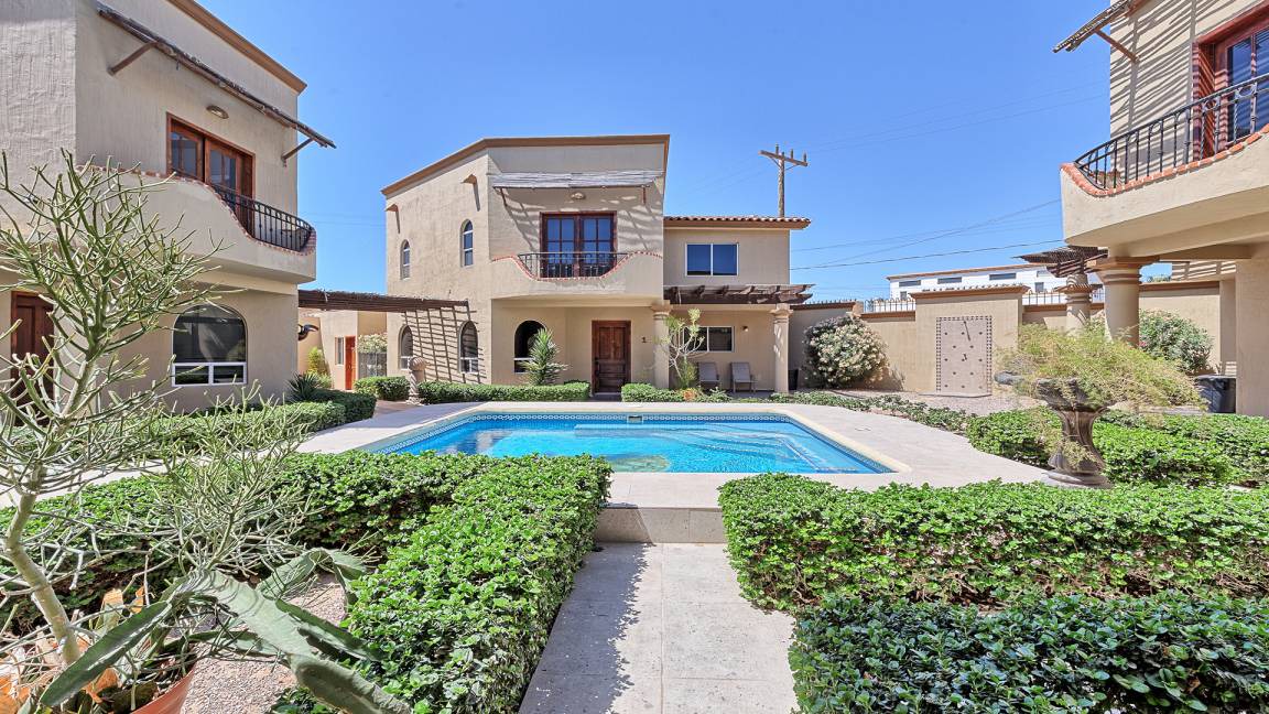 Benito Juarez Villa | 202 m² Villa ∙ 3 bedrooms ∙ 6 guests