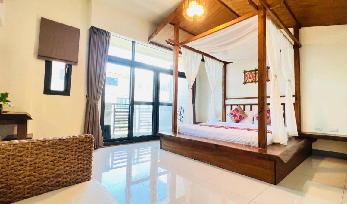 Shanjiao House | 255 m² House ∙ 5 bedrooms ∙ 18 guests