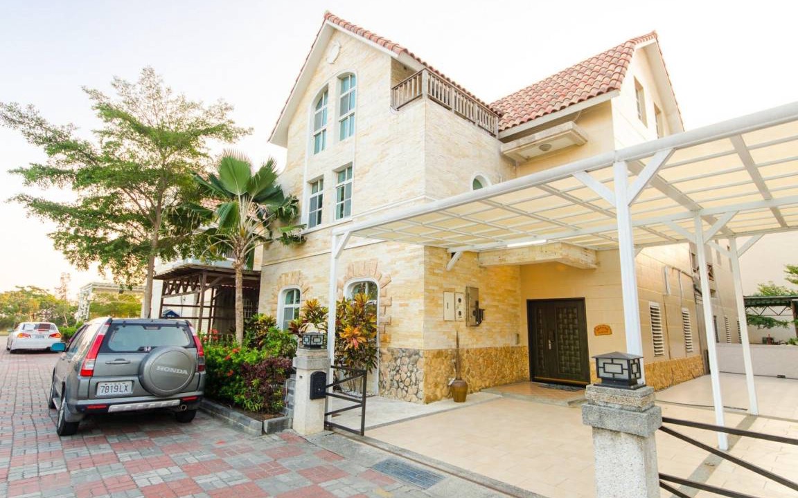 Annan District House | 262 m² House ∙ 3 bedrooms ∙ 12 guests
