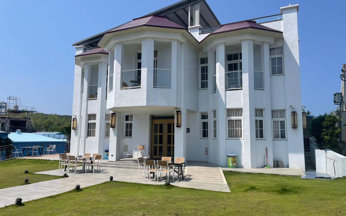 Xiaoliuqiu Hotel | 28 m² Hotel ∙ 8 guests