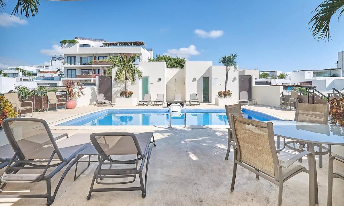 Zazil-ha Apartment | 2BR condo - pool, BBQ & beach steps away