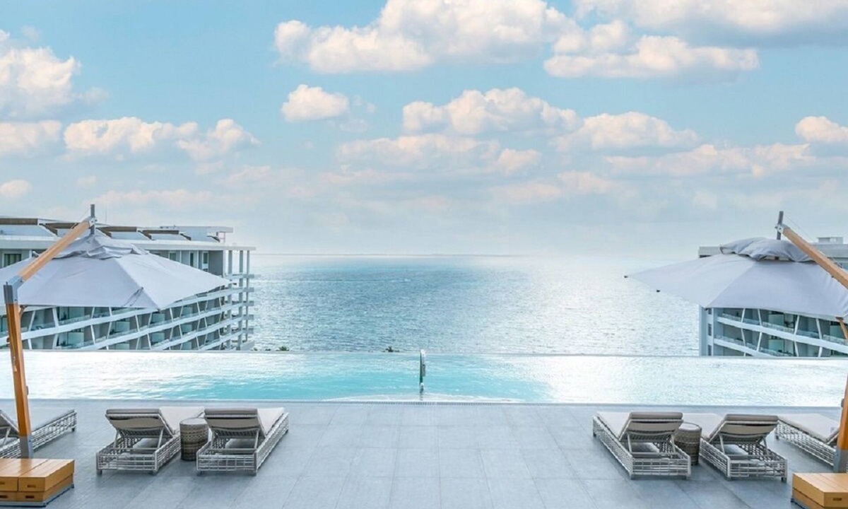 Playa Mujeres Condo | 2BR w/Wifi, W/D, resort and beach access, adults only rooftop, AI optional
