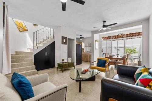 Las Jarretaderas House | 2story cozy house in a private community!