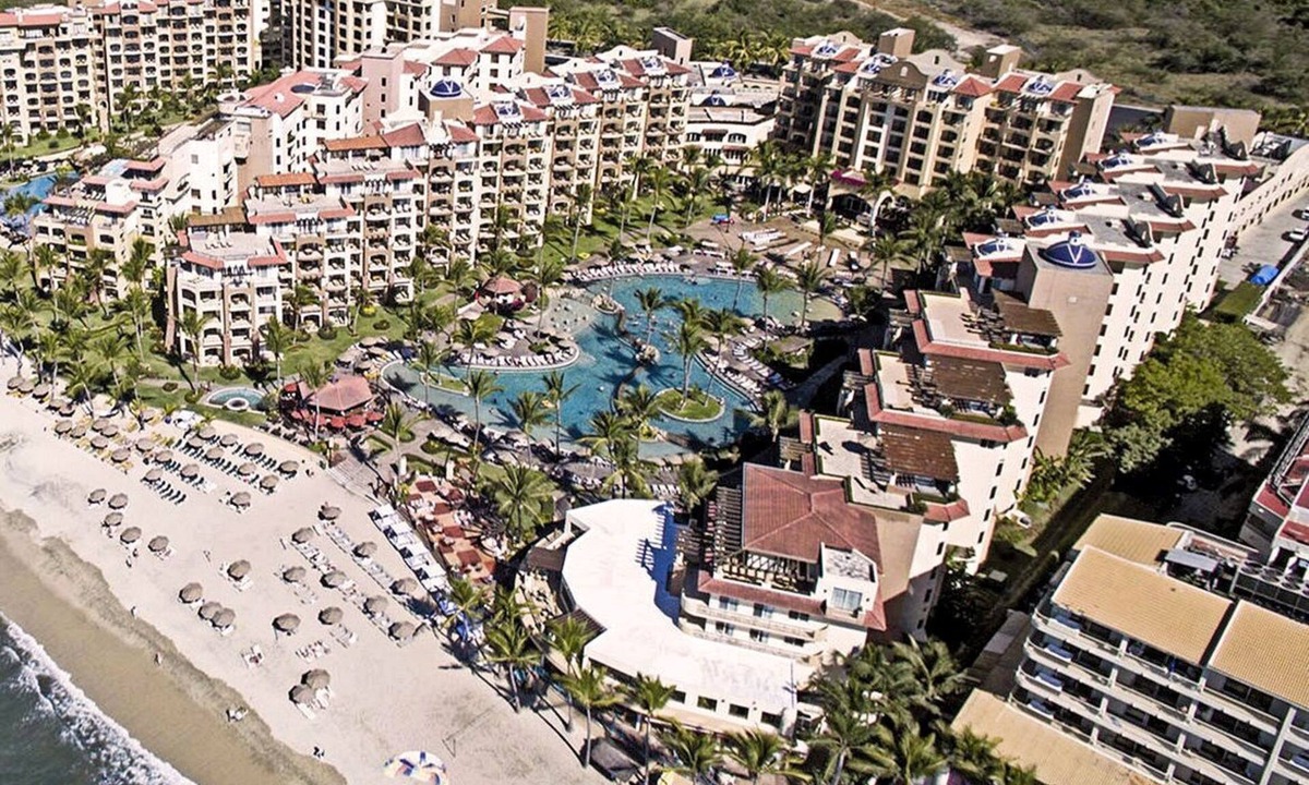 Flamingos Resort | 3 BR LUXE!