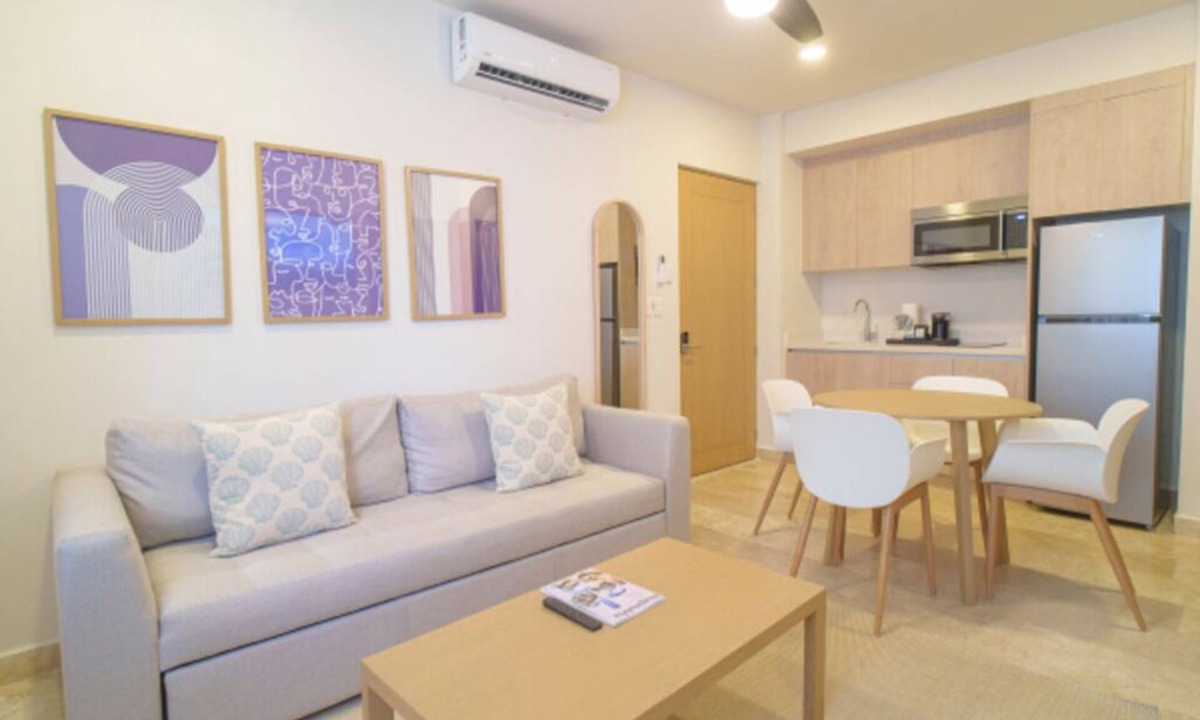 Downtown Hotel | 3 Mins to Frida Kahlo Museum | 3 Pet Friendly Units w/Kitchen + Rooftop Pool