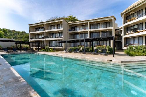 P Chahue House | 3077 - Solana B203