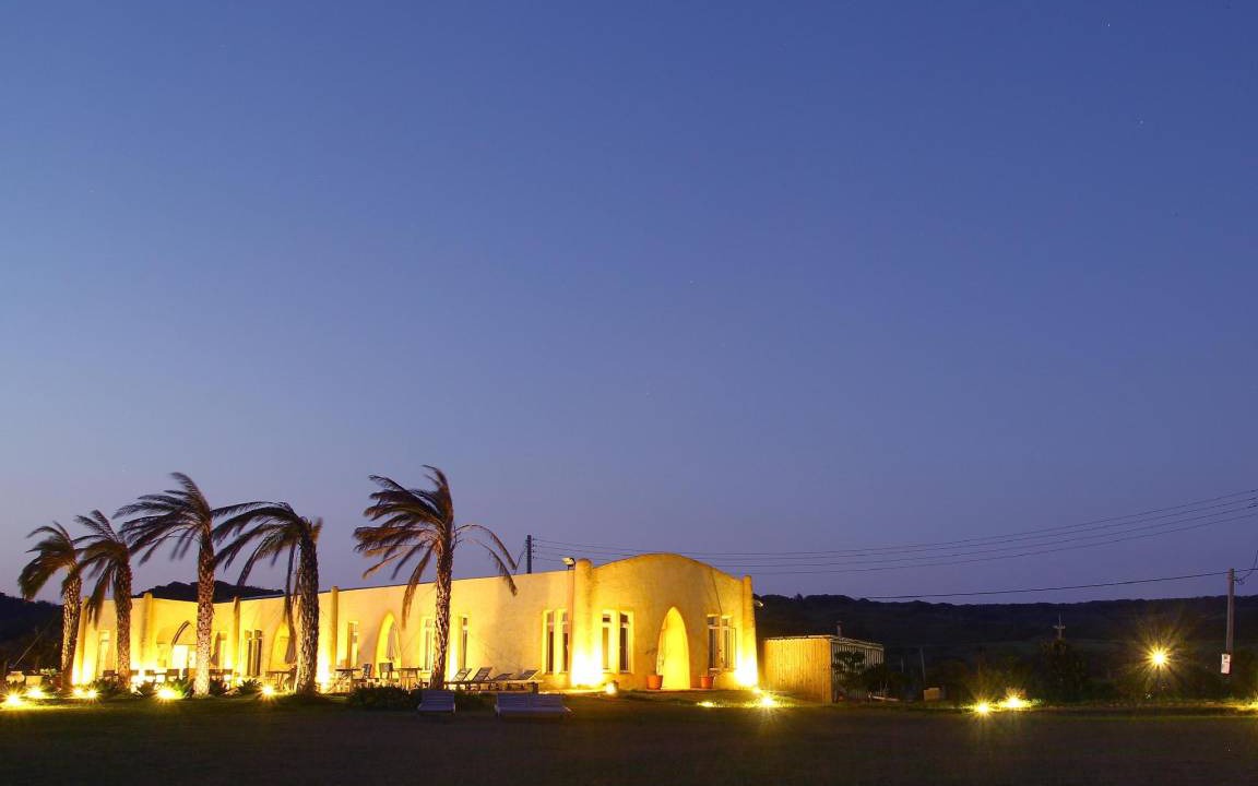 Eluan Hotel | 36 m² Motel ∙ 127 guests