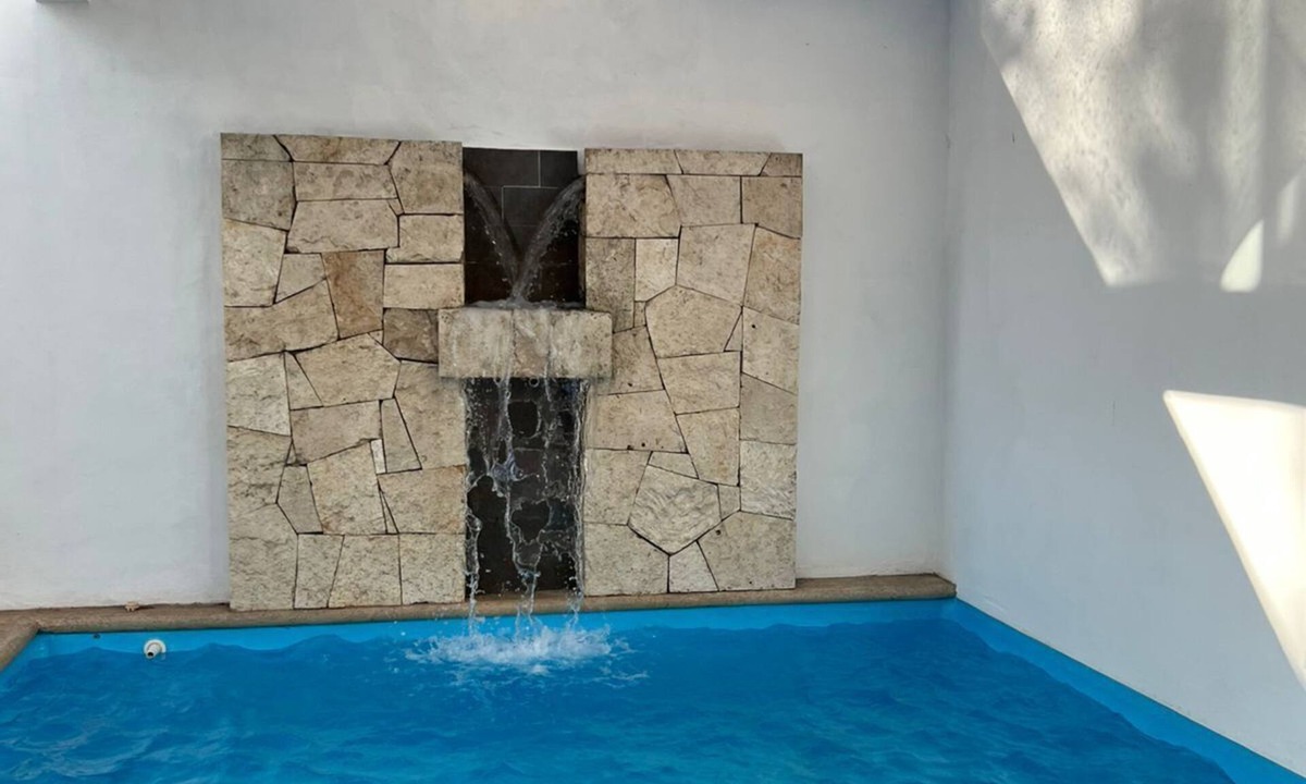 Valladolid House | 4-bedroom house in delightful Valladolid with WiFi, AC