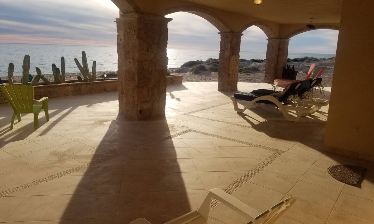 Puerto Penasco House | 5 BDRM 5.5 BATH POOL TABLE PRIVATE GATED GUARDED 4X4s allowed Huge kitchen!