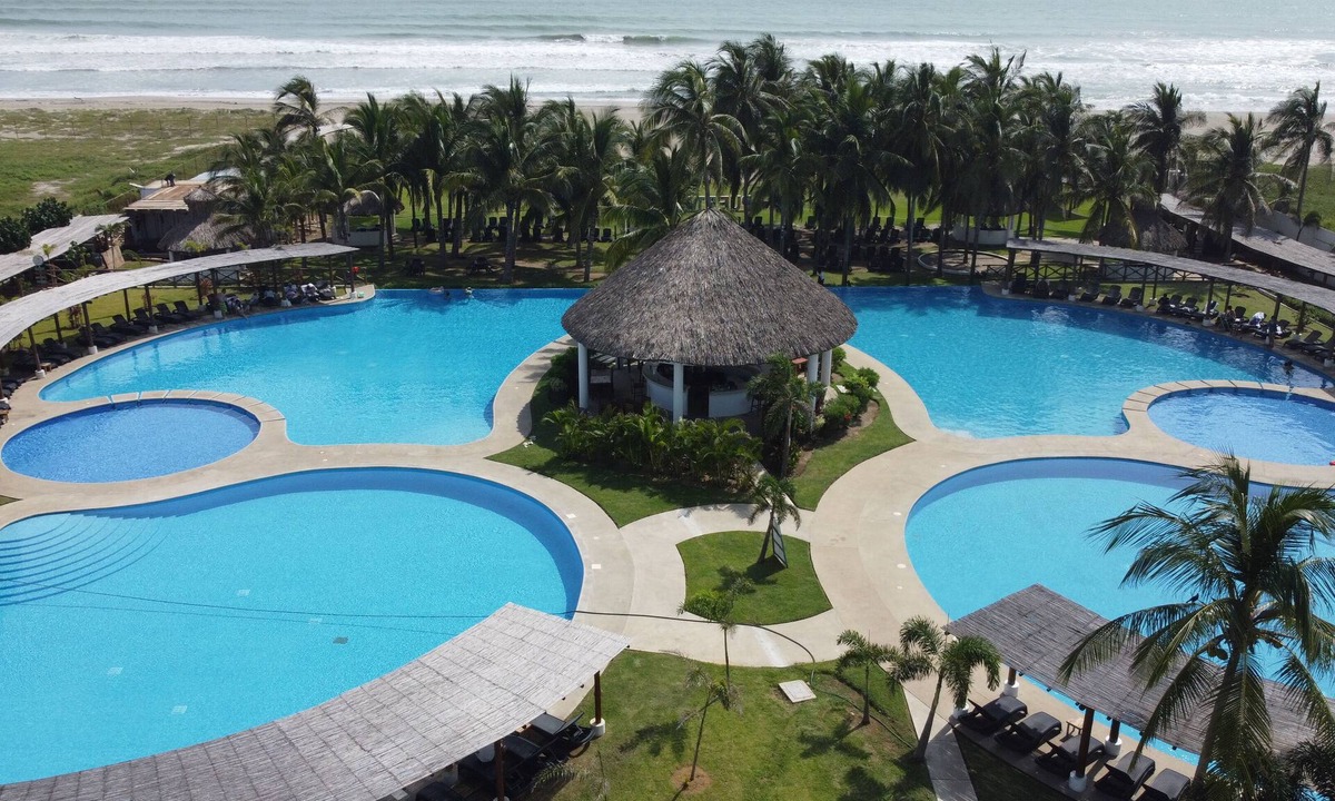 Acapulco Apartment | 5 minutes from the Beach Club! Acapulco Diamante Apartment