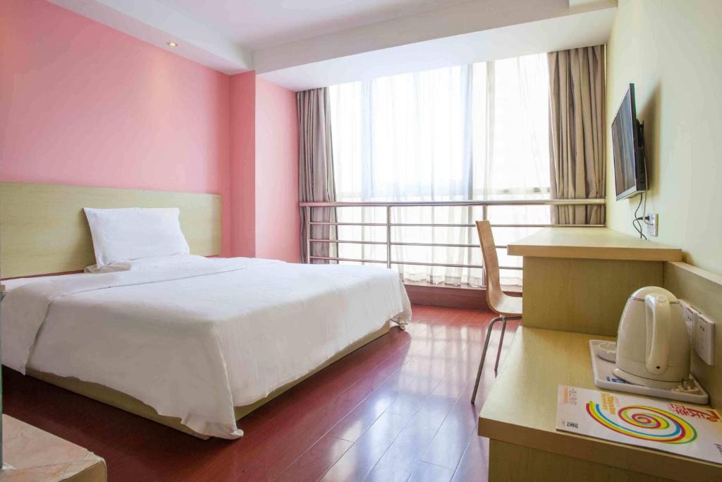 Kunshan Hotel | 7Days Inn Kunshan Huaqiao Metro Station