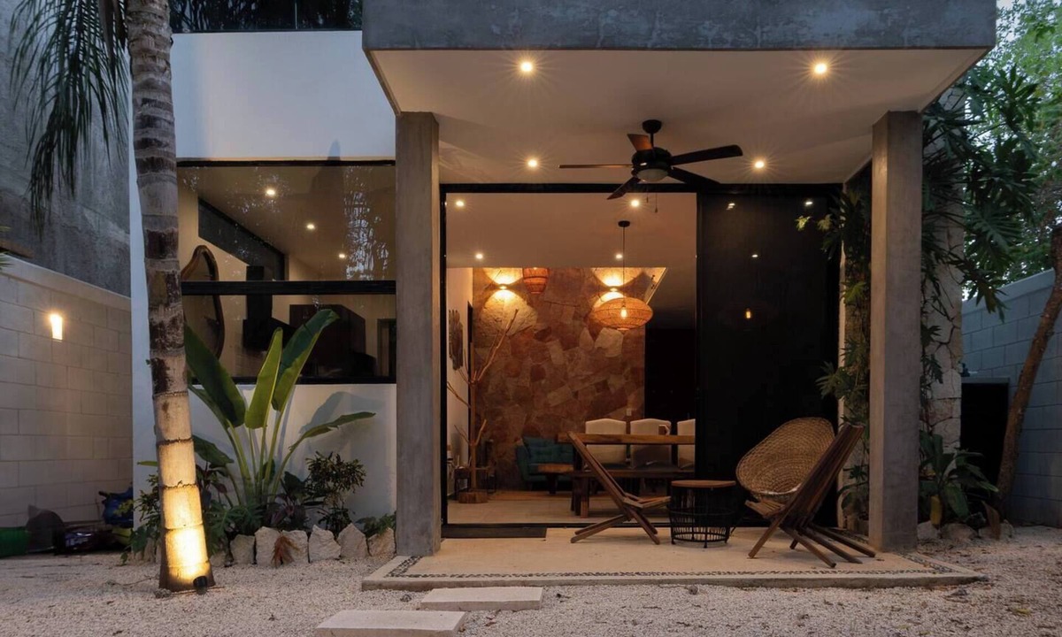 Tulum Villa | A bright, spacious 3-bedroom, 2.5-bath villa located in a tranquil, gated area of Tulum.