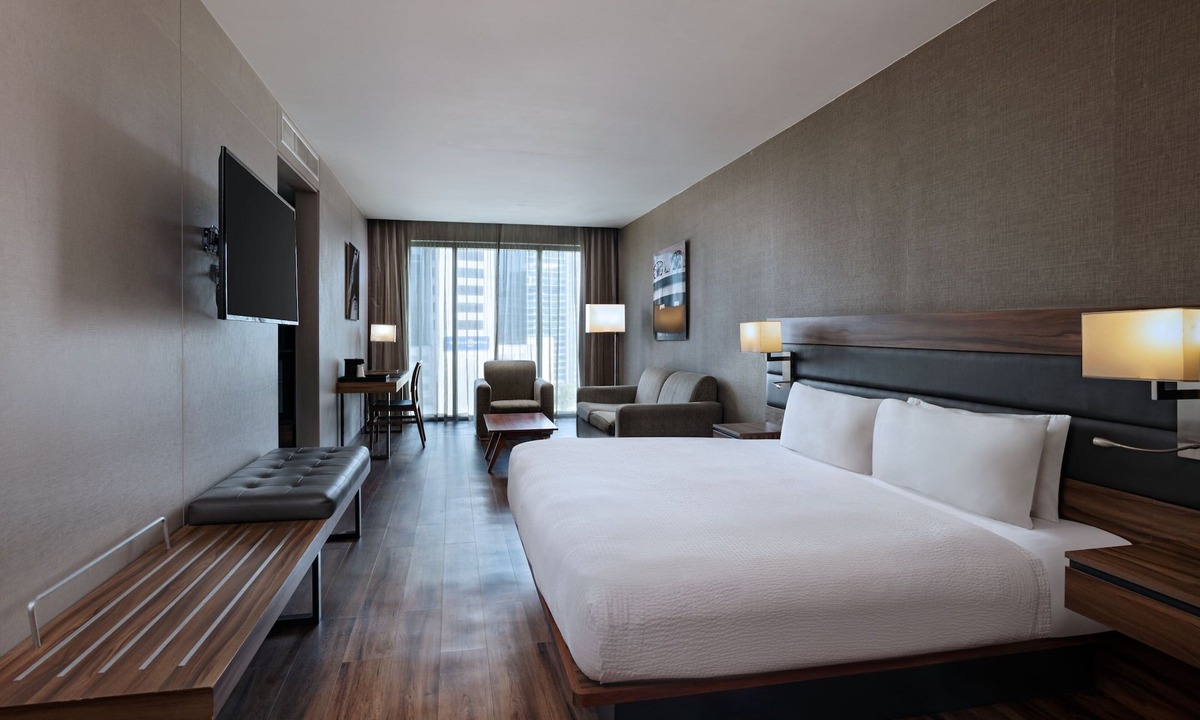 Lomas de Santa Fe Hotel | AC Hotel by Marriott Santa Fe