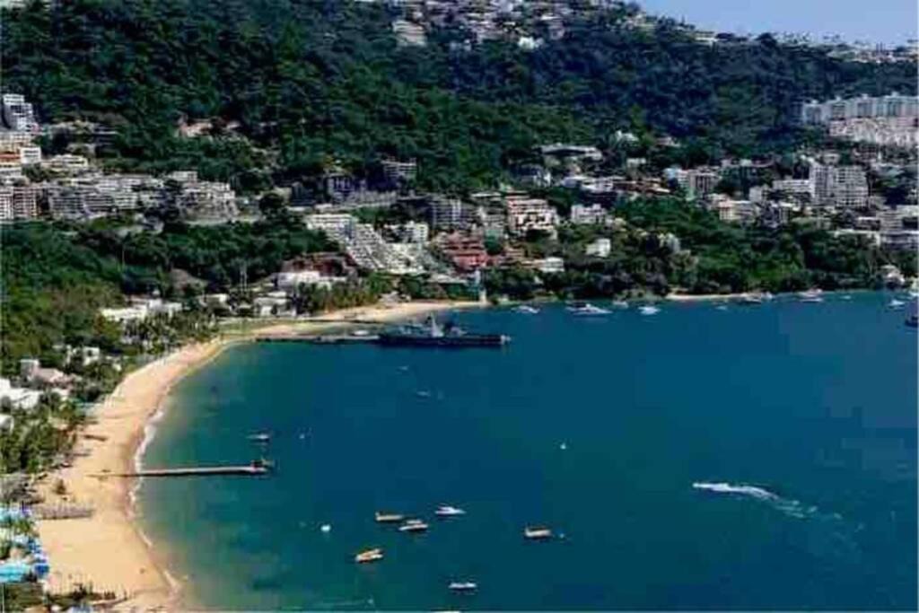 Costa Azul Apartment | Acapulco María Bonita - Alberca Abierta - A Pie de Playa