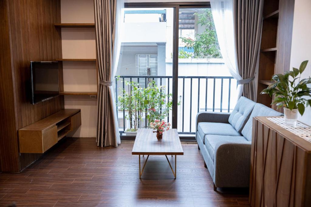 Cong Vi Apartment | Alaya 10 Apartment - Dao Tan, Ba Dinh