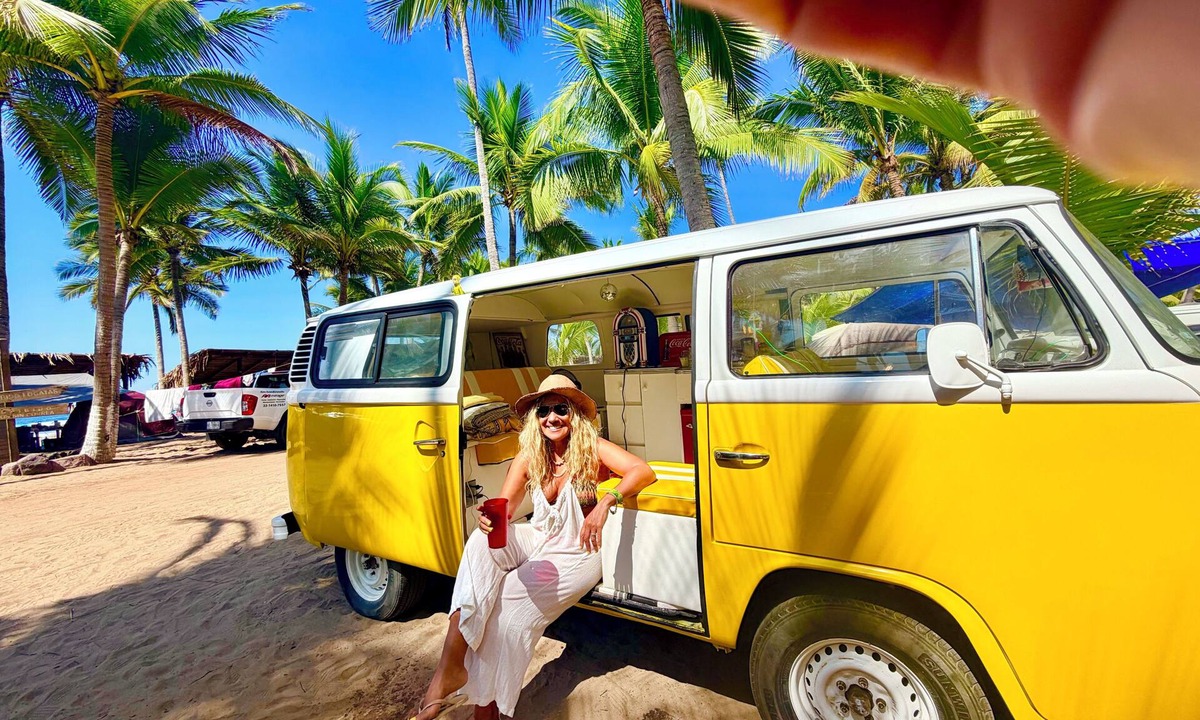 La Manzanilla House | Amazing Retro VW Disco Van Stay With Pool and Ocean Views Walk to the Beach