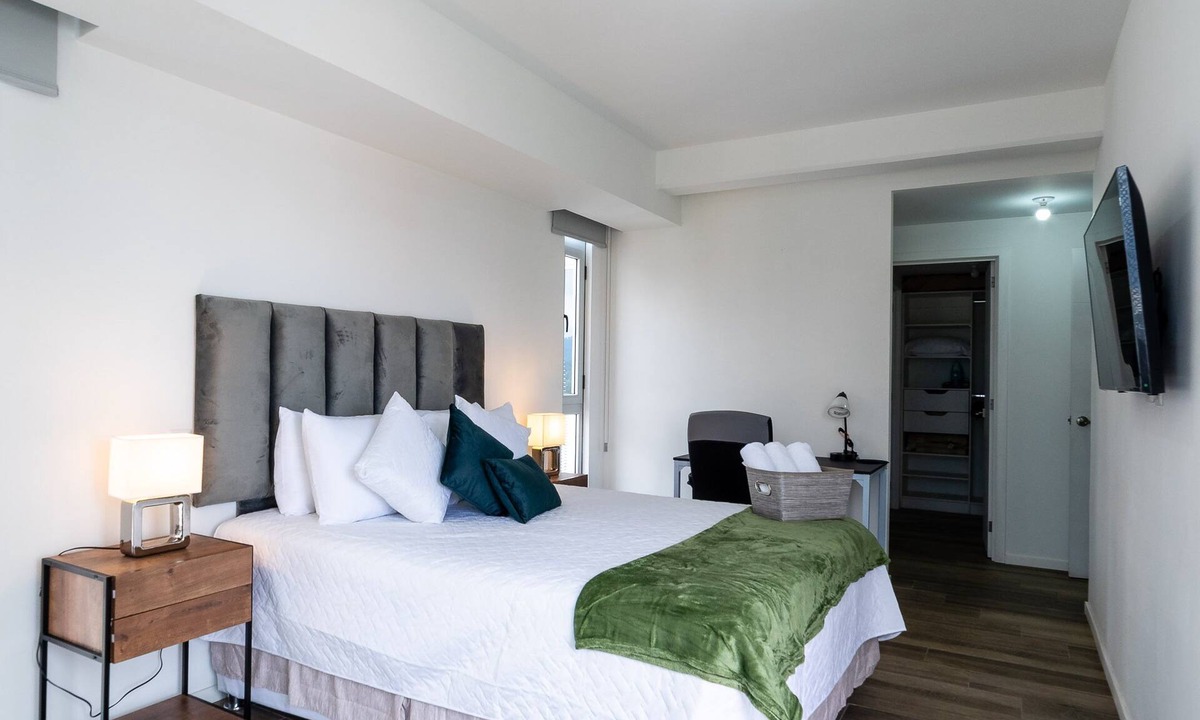 Zona 13 Apartment | Apartamento Bonito y Céntrico con Buena Vista!