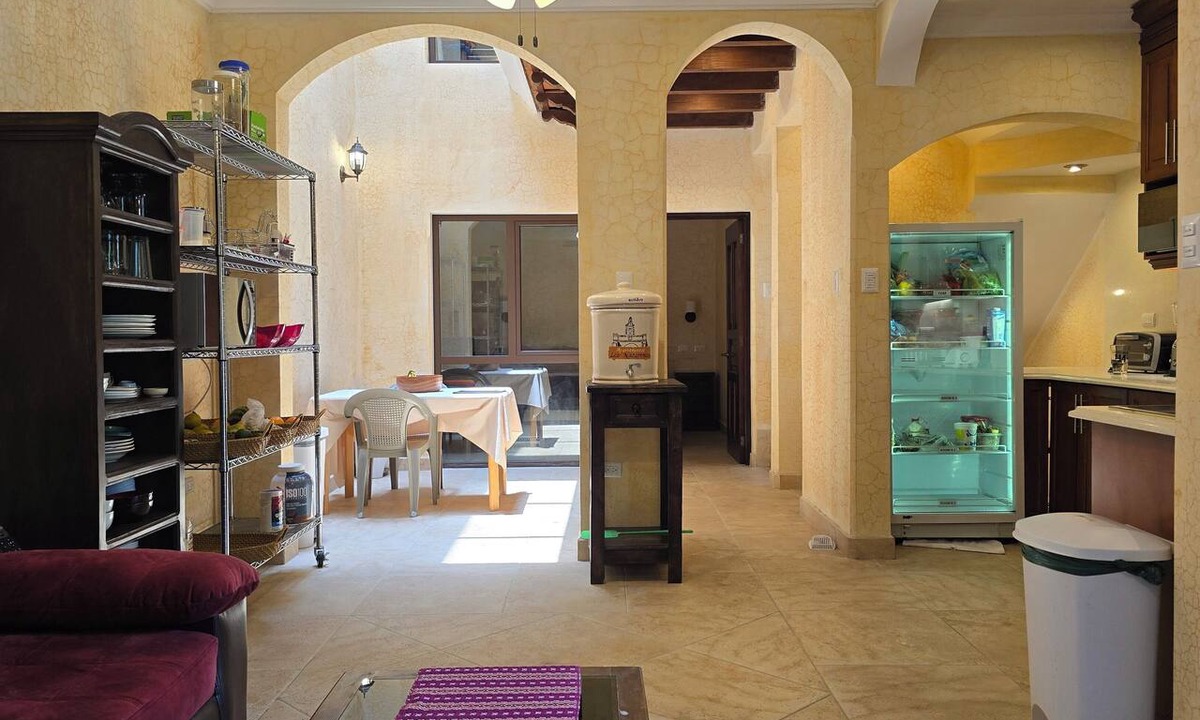 Antigua Guatemala Apartment | Apartamentos los Nazarenos ROOM 8-1 - heated swimming pool, jacuzzi and gym
