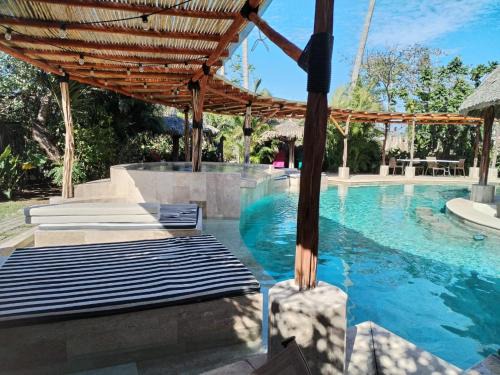 La Poza Hotel | Ashly Loma Larga