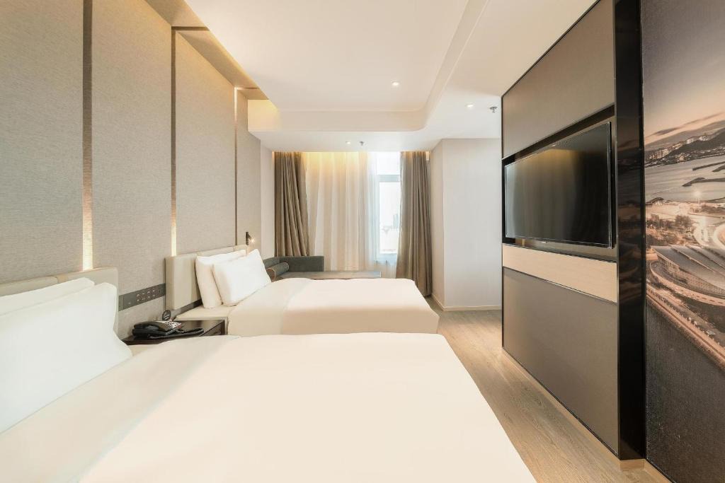 Ganjingzi Hotel | Atour Hotel Dalian North Station Huanan Plaza