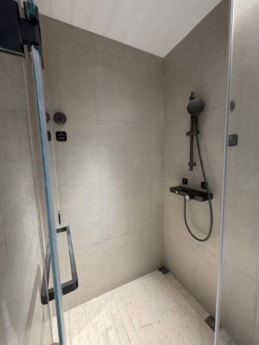 Jinsong Panjiayuan Hotel | Atour Light Hotel Panjiayuan Shilihe Subway Statio