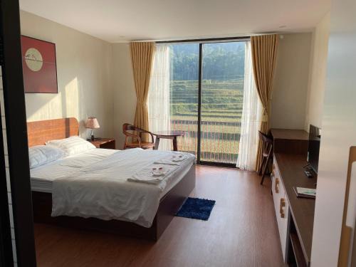 Dong Van Hotel | Aurora's House