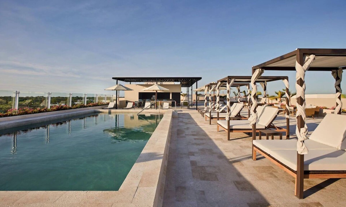 Playacar Hotel | Bask in Modern Style Comfort! 4 Spacious Units w/Kitchenette, Free Parking