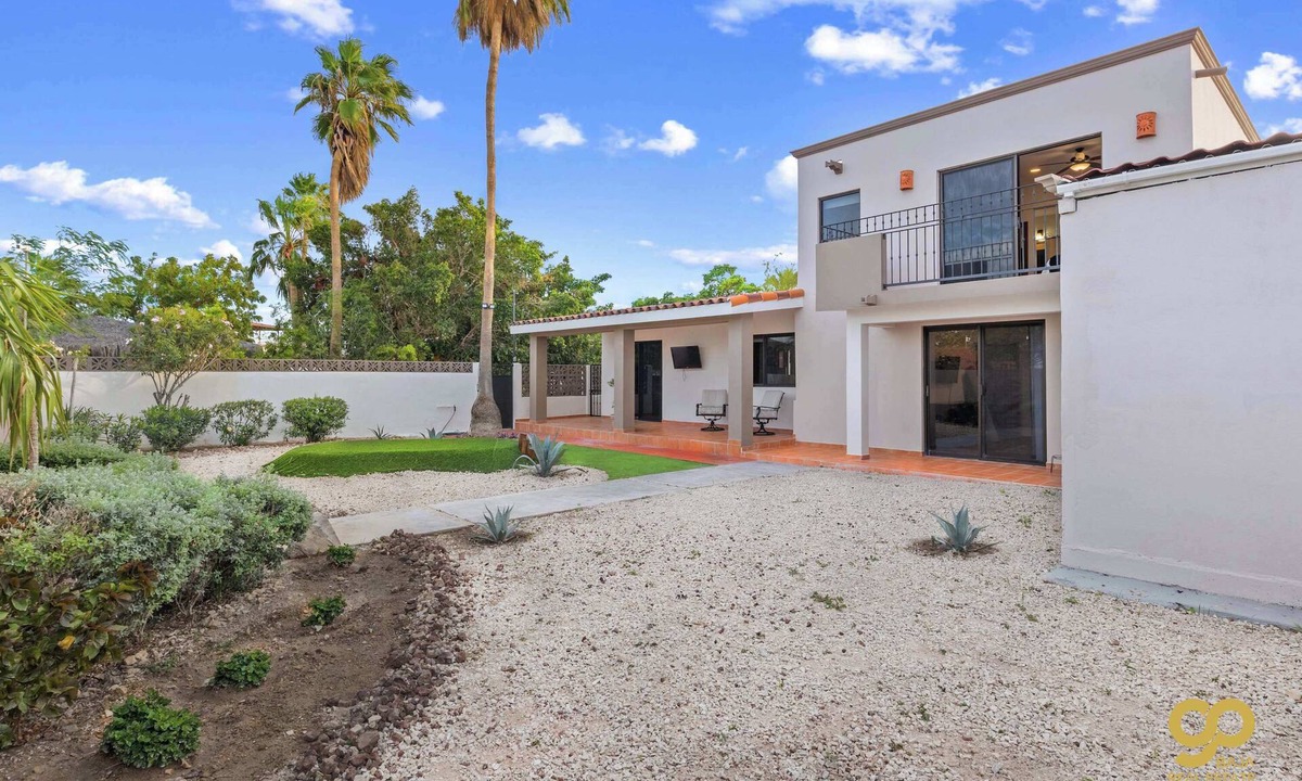 El Centenario House | Bay View Home w/Balcony, BBQ, Near La Paz Beach