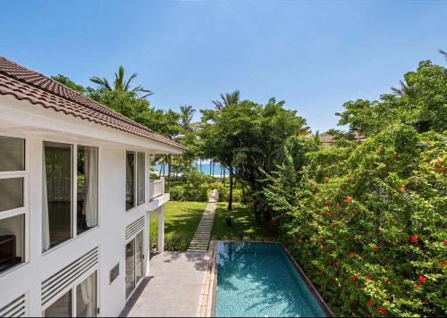 Ngu Hanh Son Villa | Beach Access Luxury 4 Bedroom Private Pool Villa at Premier Village Danang Resort