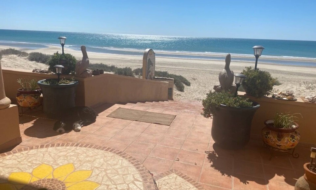 Puerto Penasco House | BEACH FRONT SLEEPS 12 in beds Dog Friendly