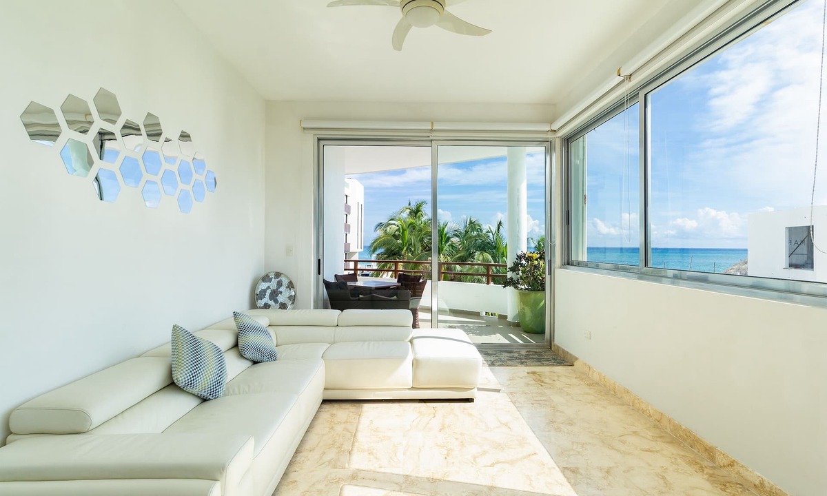 Playa del Carmen Condo | Beachfront Condo w/Large Balcony and Ocean Views near Downtown Playa Del Carmen