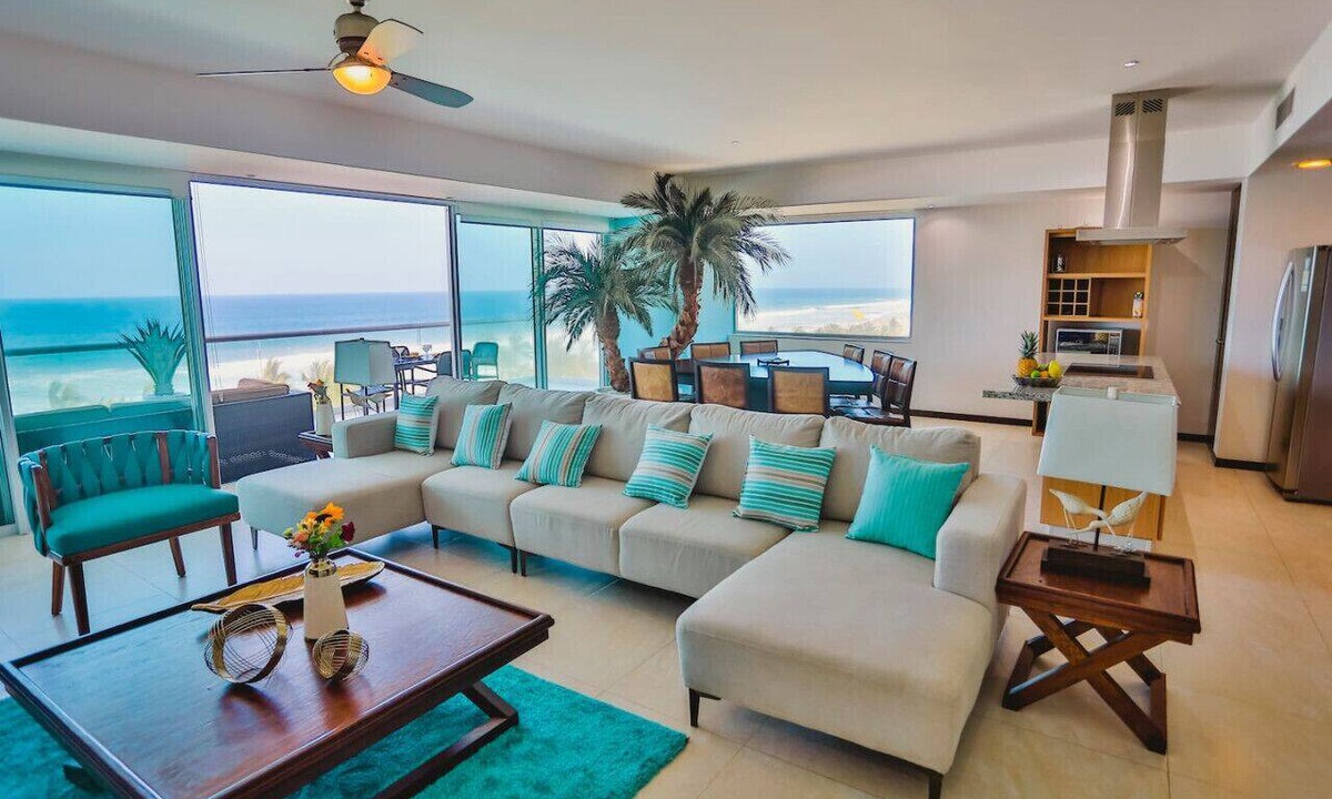 Cerritos Condo | Beachfront condo in best neighborhood