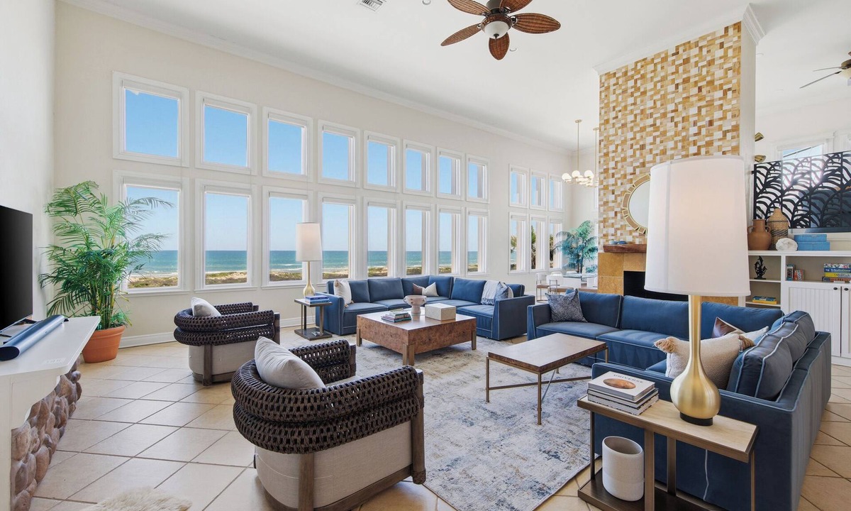 The Shores House | Beachfront Paradise - Manu Kai - Private Pool & Hot Tub - 6 bedroom Luxury Home in The Shores