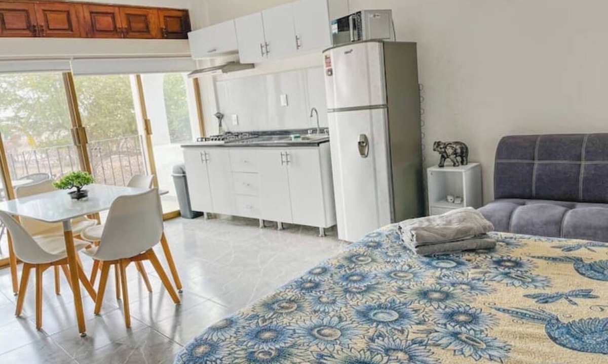 Las Glorias Apartment | Beachfront Studio in PV