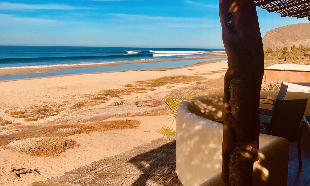 El Pescadero Apartment | Beachfront upstairs duplex at San Pedrito Surf Break