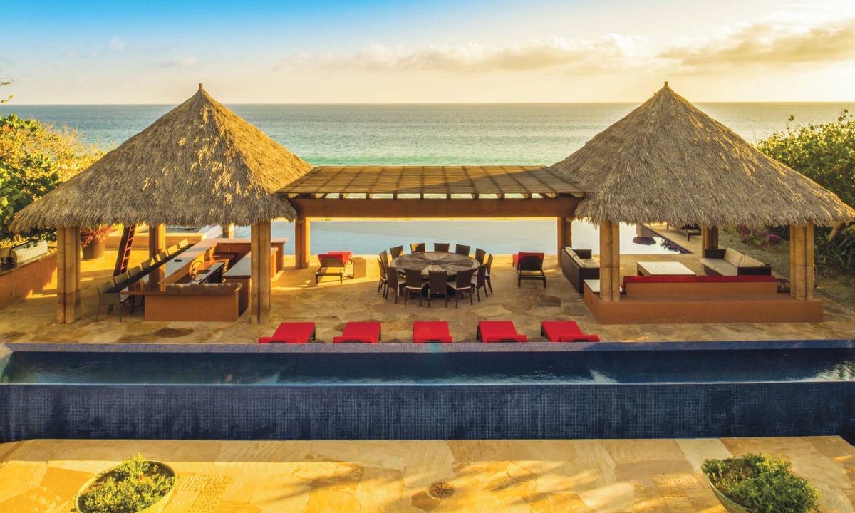 Buzzards Villa | Beachfront Villa w/Pool, Hot Tub & Beach Club Access | Fully Staffed Los Cabos