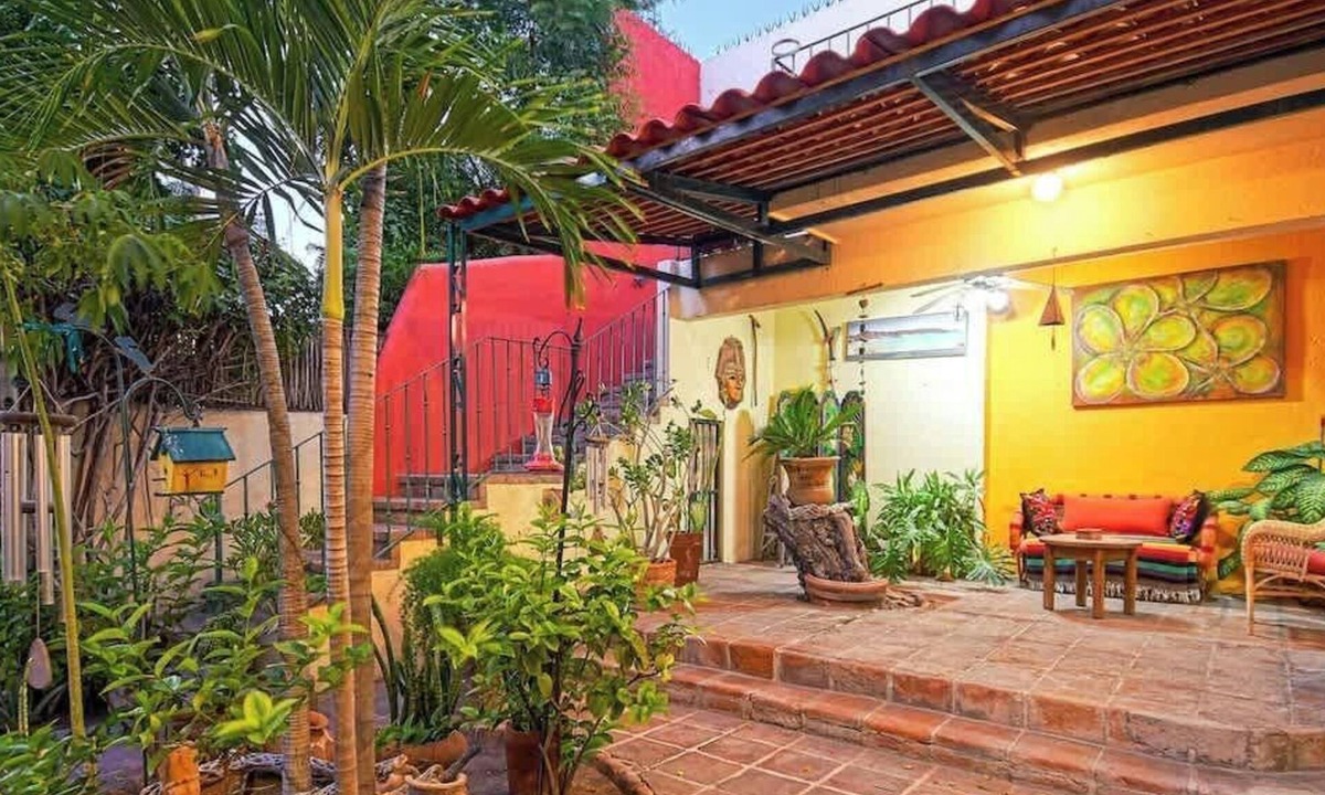 La Paz Apartment | Beachside Bliss, Suite 1 Block from Malecon