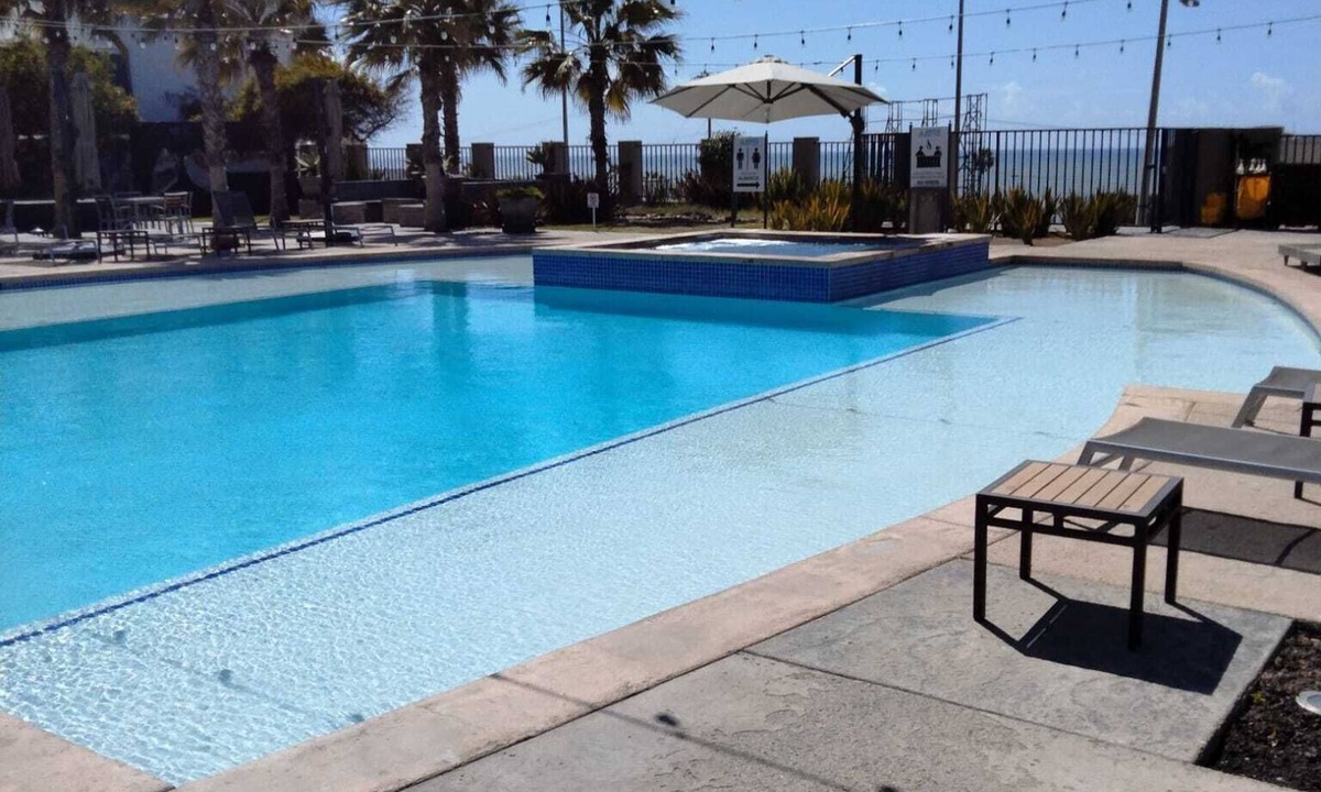Rosarito House | Beautiful 4 bedroom vacation home in Punta Azul