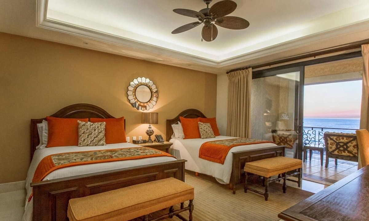 Cabo San Lucas Resort | Beautiful 5th Floor 3-Bedroom Penthouse at Grand Solmar