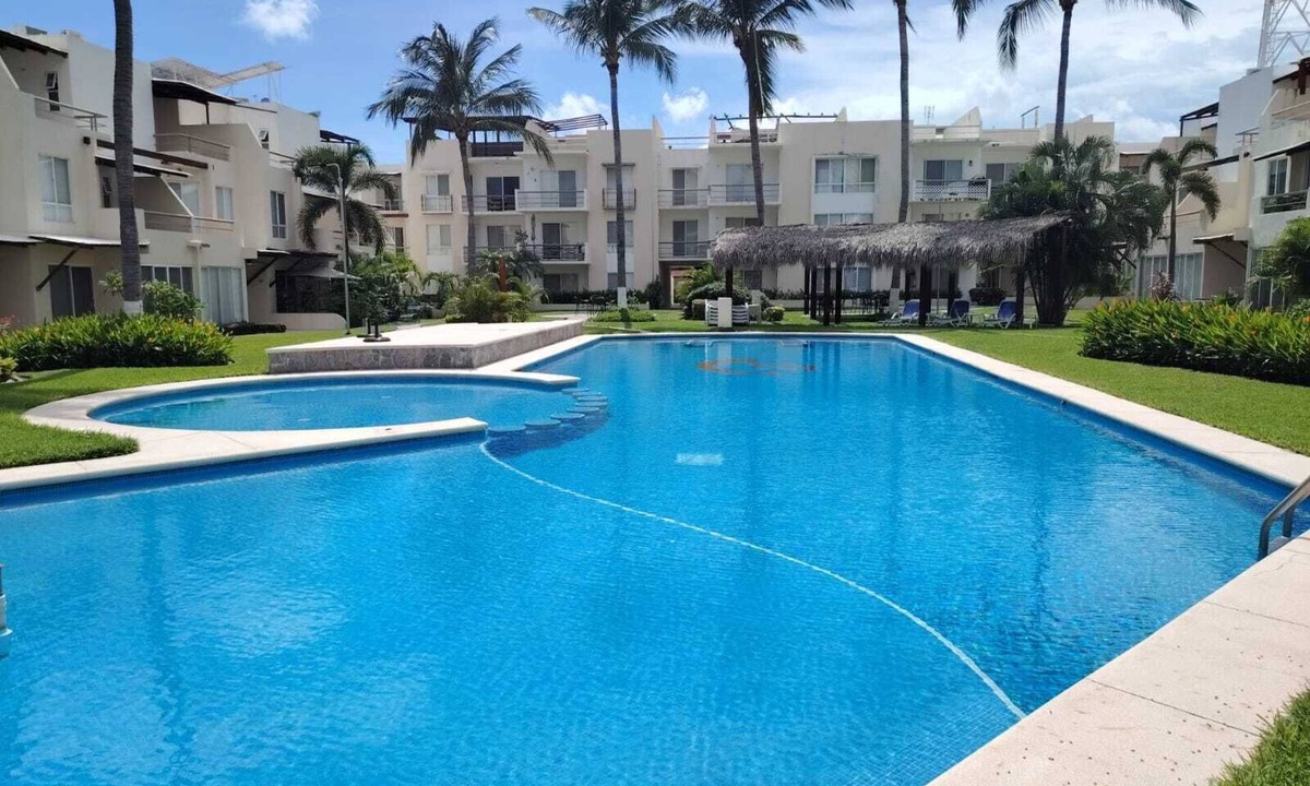 Granjas del Marques Apartment | "Beautiful apartment with pool just steps from the sea - Caracol Diamante".