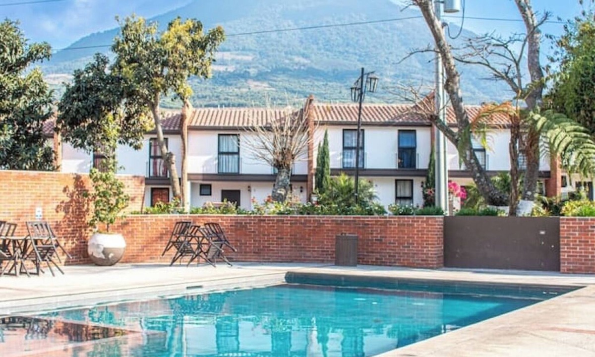Alotenango House | *Beautiful colonial house* in Antigua Guatemala