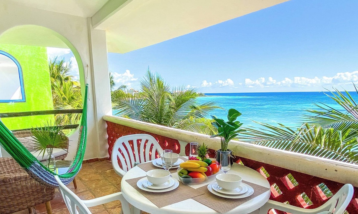 Akumal Condo | Beautiful condo with ocean views, AC and pool!