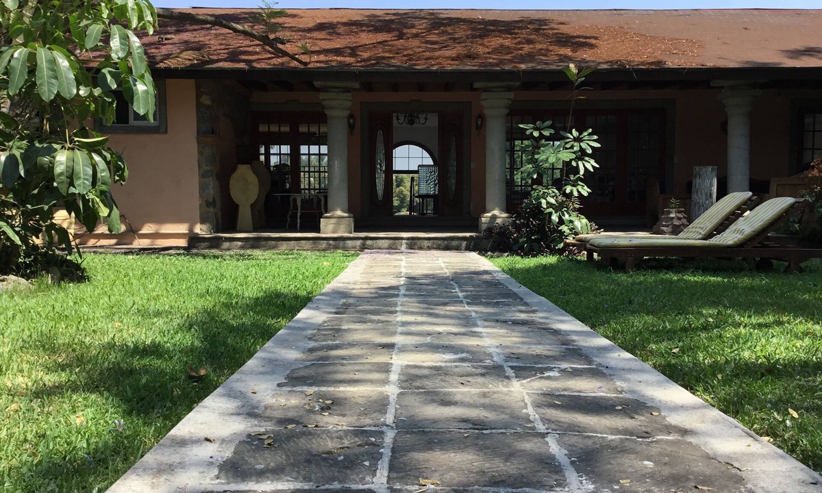 Acapantzingo House | Beautiful Vacation House in Cuernavaca
